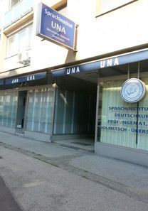 Außenansicht des Sprachinstitutes UNA